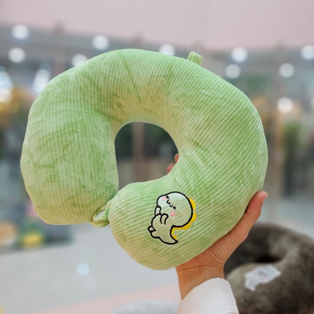 7723