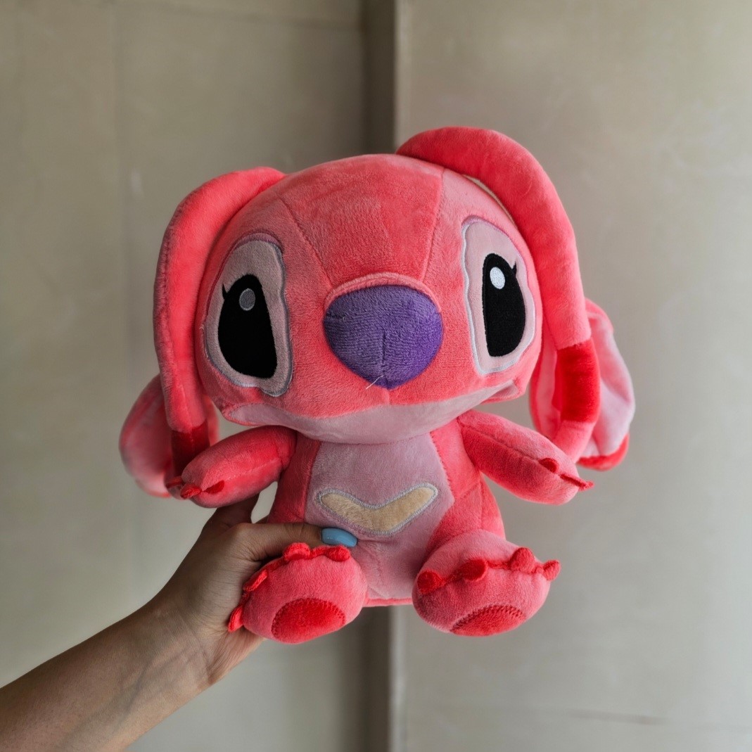 6437