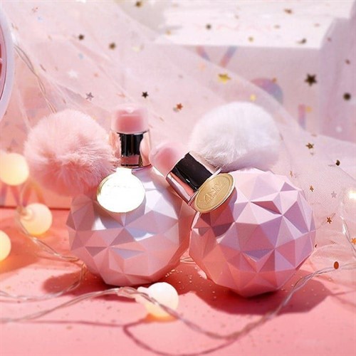 کرم مرطوب کننده پوم دار