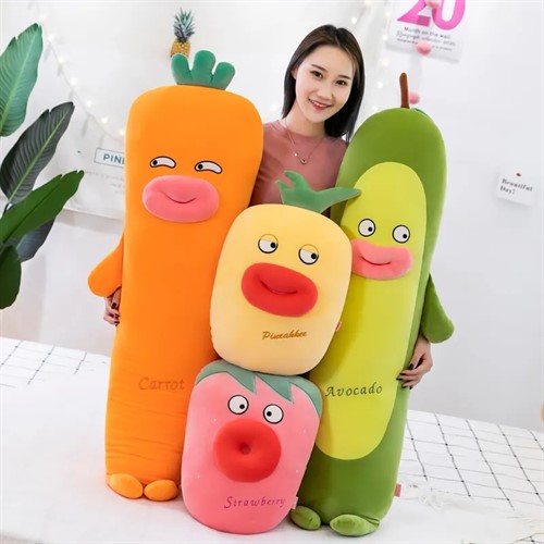 عروسک 1 متری بالشتی لب پروتزی