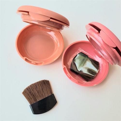 رژگونه Blishing Queen کاریته