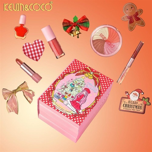 پک سوپرایزی کریسمس کوین کوکو 