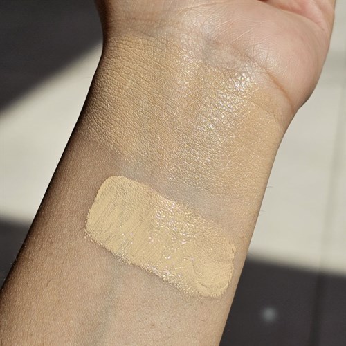 کرم پودر تارت tarte