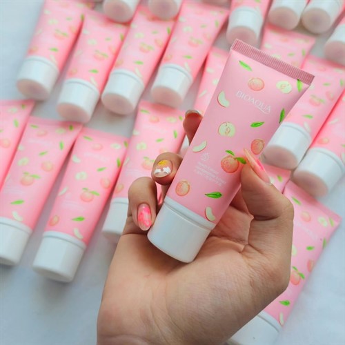 کرم دست هلو بیوآکوا