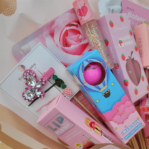 پک دسته گلی صورتی خالخالی