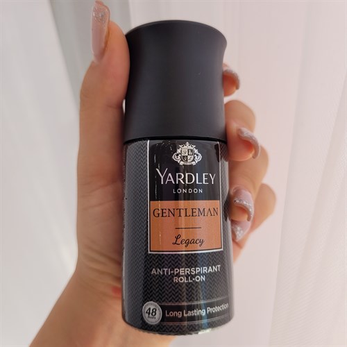 مام رولی Yardley 