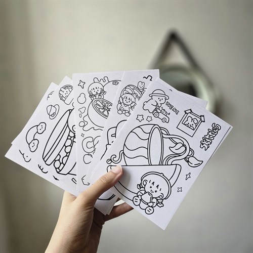 پک استیکر و رنگ آمیزی 