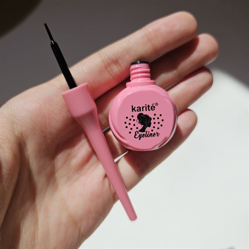 خط چشم کاریته صورتی