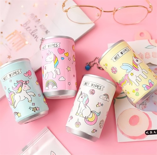 دستمال مرطوب طرح های فانتزی