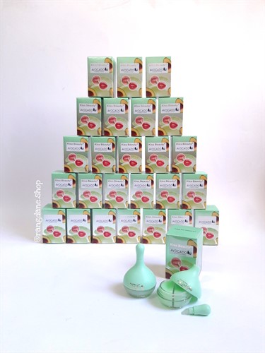 بالم لب و اسکراب لب آووکادو