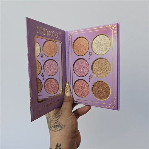 پلت سایه 54 رنگ همراه با هایلایتر و لیپ گلس