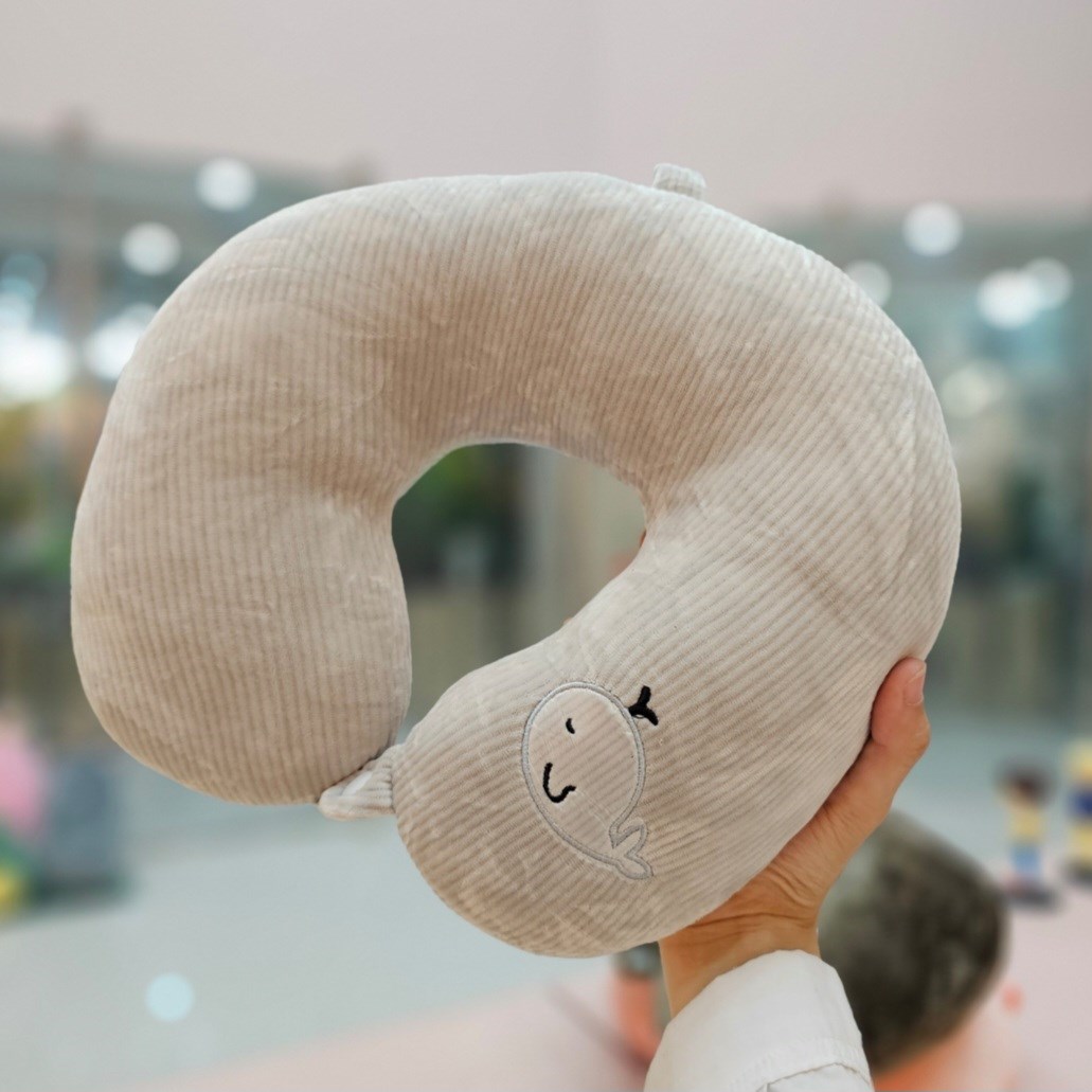 7723